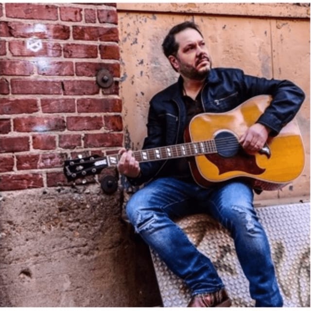 Outdoor Live Music at Lena's Patio: Scott Kurt