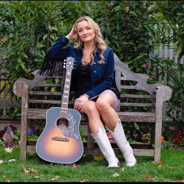 Outdoor Live Music at Lena's Beer Garden: Melissa Quinn Fox