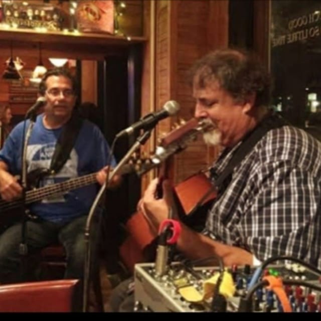 Outdoor Live Music at Lena's Beer Garden: Combo Indigo 